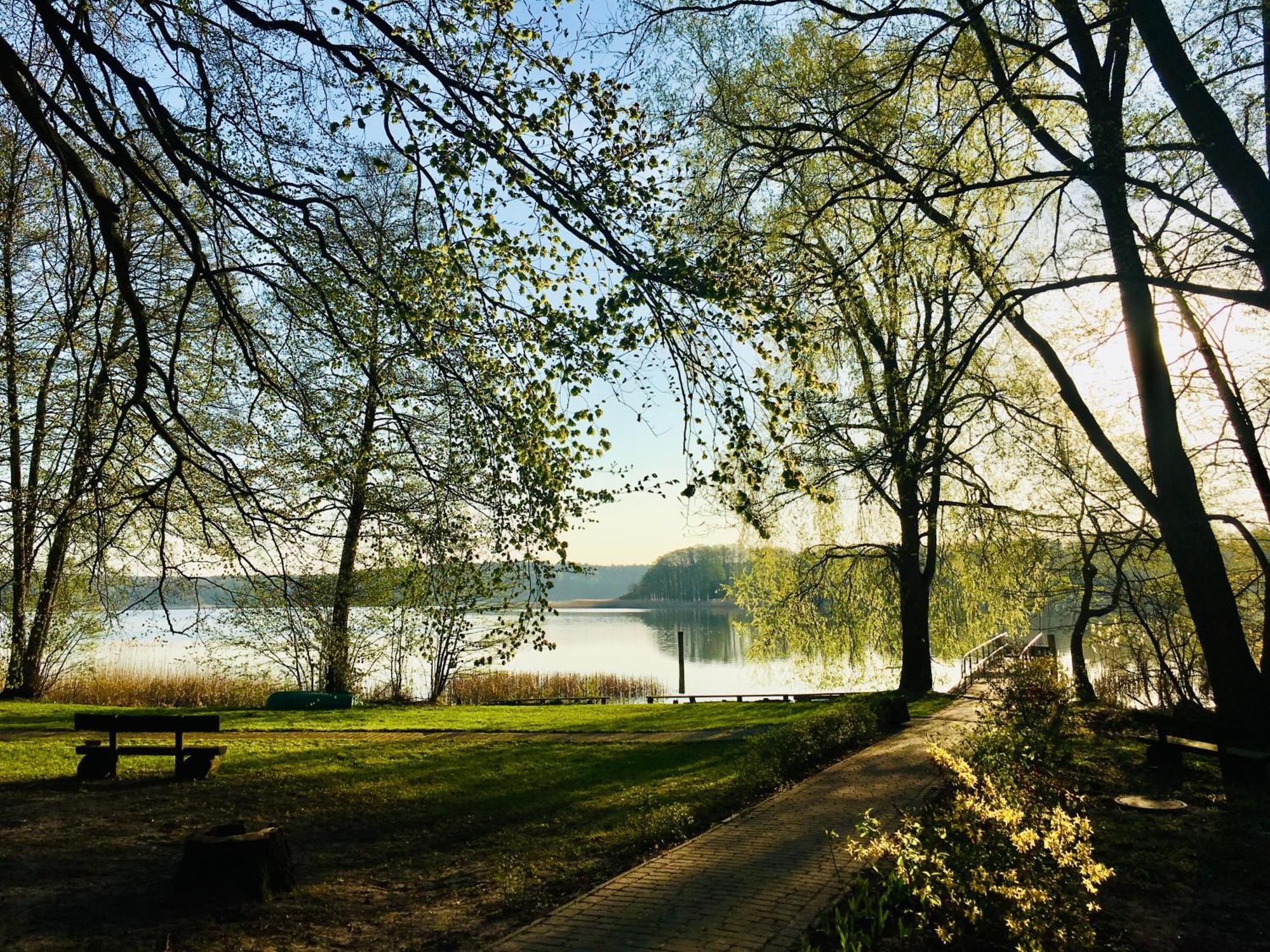 Waldschenke Stendenitz Uebernachten Im Wald Am See Neuruppin Exteriör bild